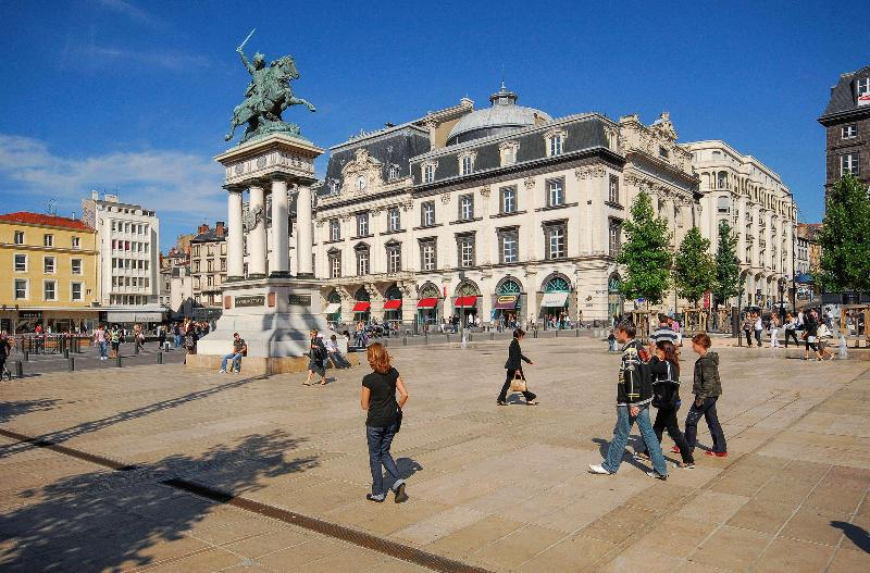 فندق Premiere Classe Clermont Ferrand Nord