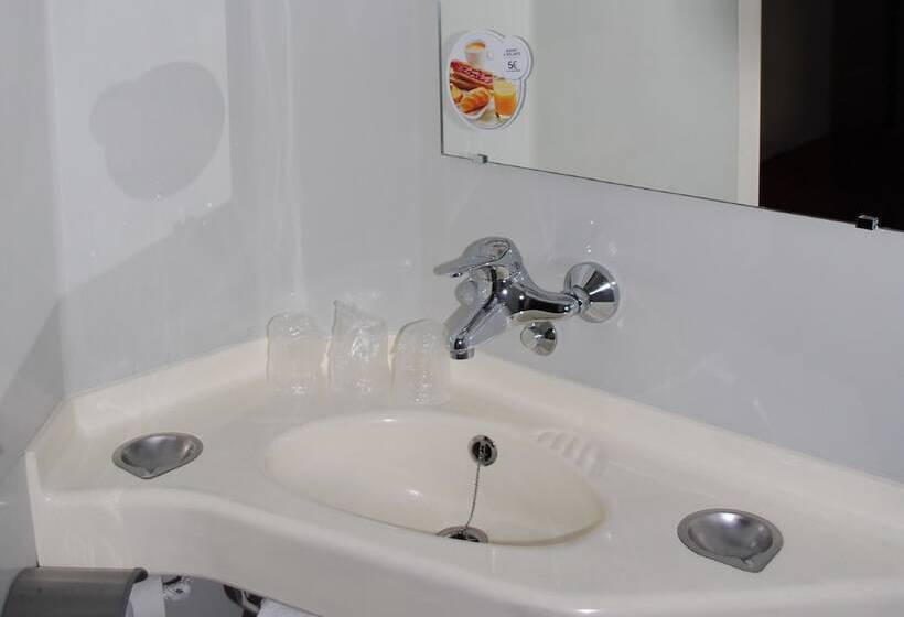 ホテル Premiere Classe Evreux