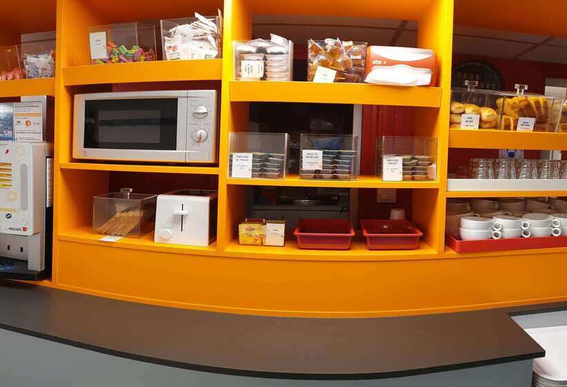 Отель Premiere Classe Nancy Est Essey