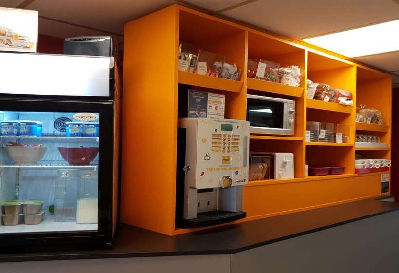 Отель Premiere Classe Nancy Est Essey