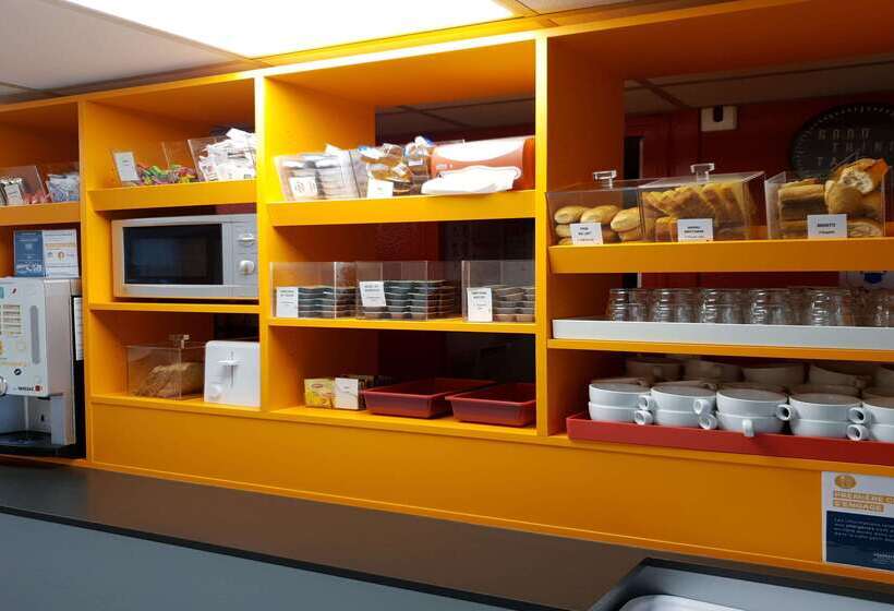 Отель Premiere Classe Nancy Est Essey