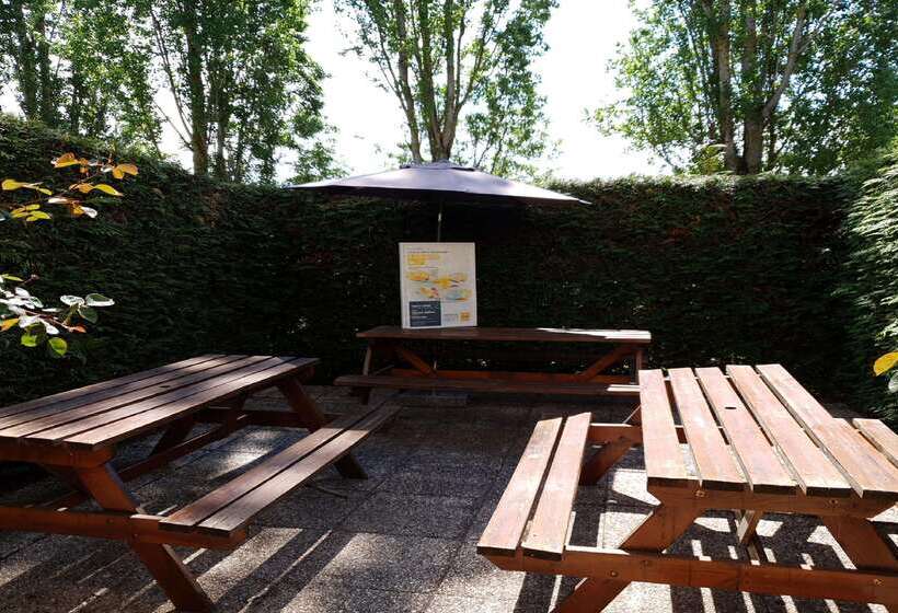 בית מלון כפרי Premiere Classe Nancy Est  Essey