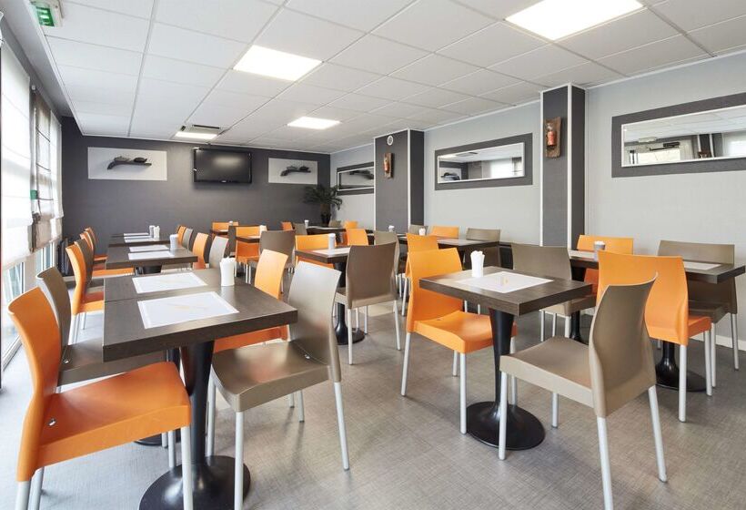 Отель Première Classe Paris Ouest Gennevilliers