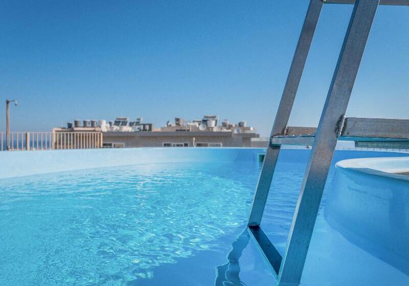 هتل Qawra Point Holiday Complex