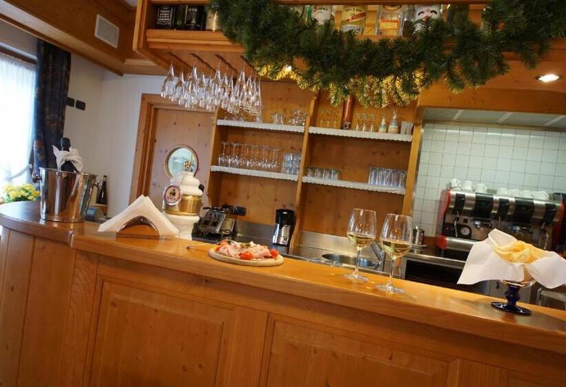 Отель Residence Baita Antlia