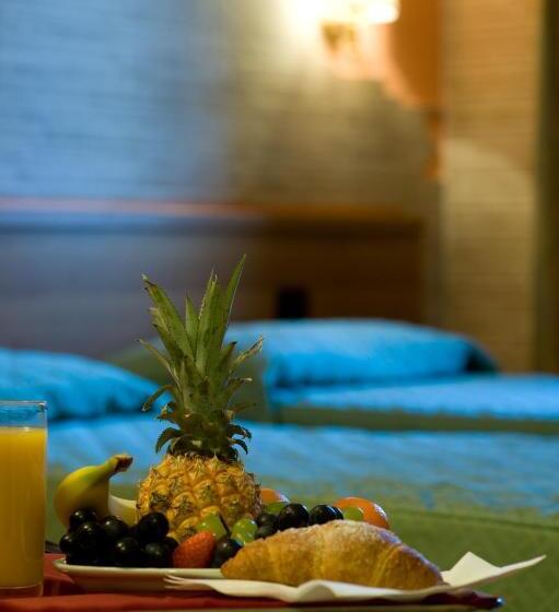 호텔 Ristorante Tre Leoni