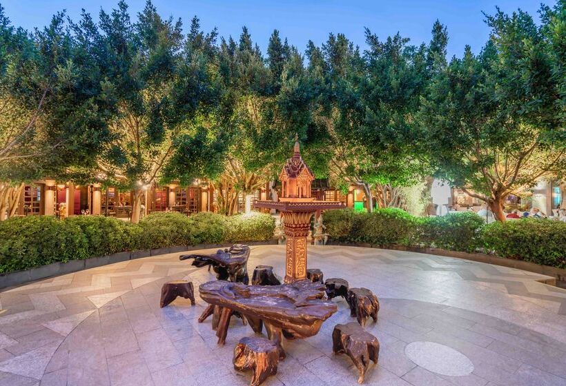 Отель Rixos Sungate, The Land of Legends Access