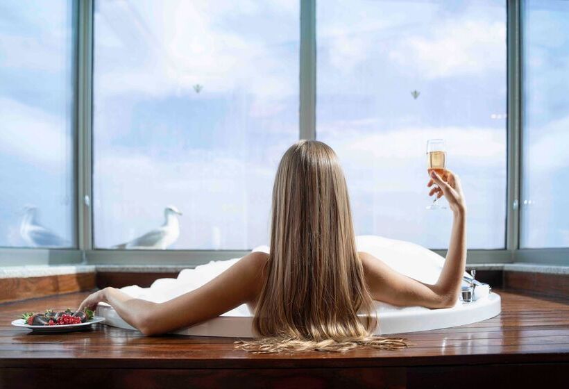 Отель Rixos Sungate, The Land of Legends Access