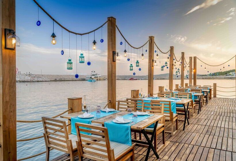 هتل Rixos Sungate, The Land of Legends Access