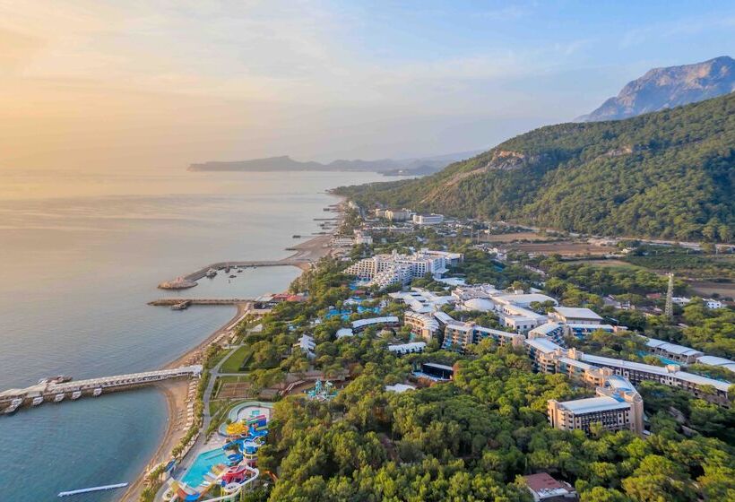 Отель Rixos Sungate, The Land of Legends Access