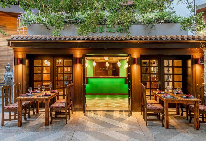 Отель Rixos Sungate, The Land of Legends Access