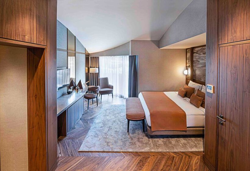 هتل Rixos Sungate, The Land of Legends Access