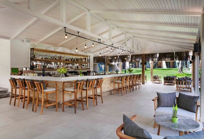 Отель Rixos Sungate, The Land of Legends Access