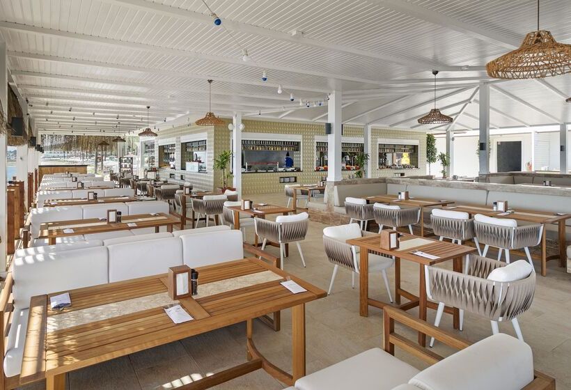 Отель Rixos Sungate, The Land of Legends Access