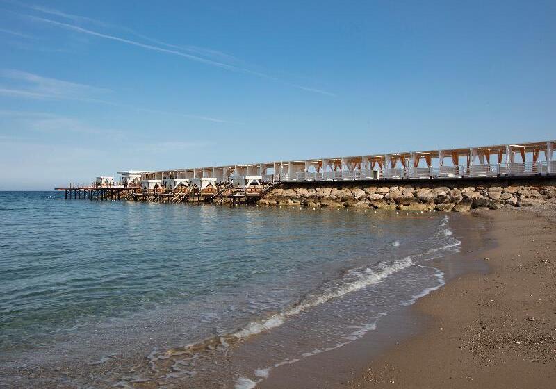 Отель Rixos Sungate, The Land of Legends Access