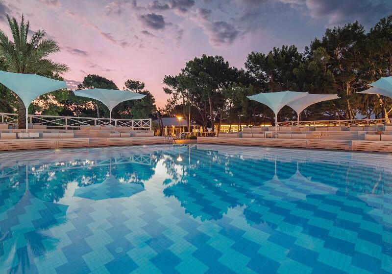 هتل Rixos Sungate, The Land of Legends Access