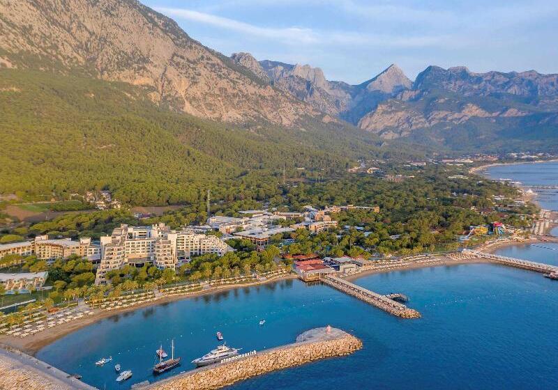 هتل Rixos Sungate, The Land of Legends Access