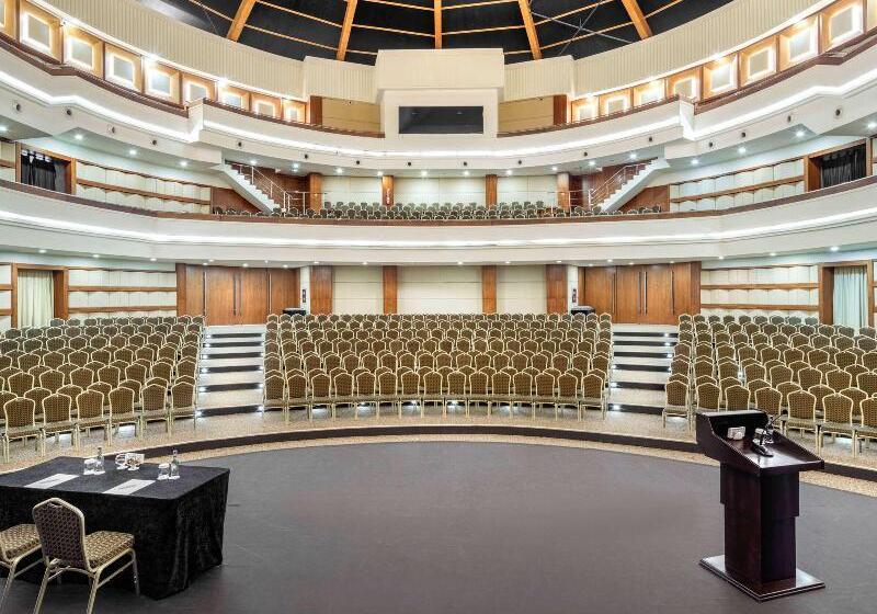 هتل Rixos Sungate, The Land of Legends Access