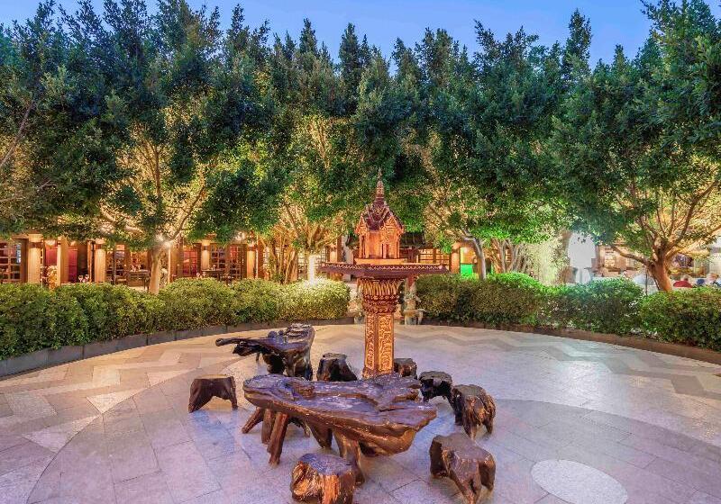 Отель Rixos Sungate, The Land of Legends Access