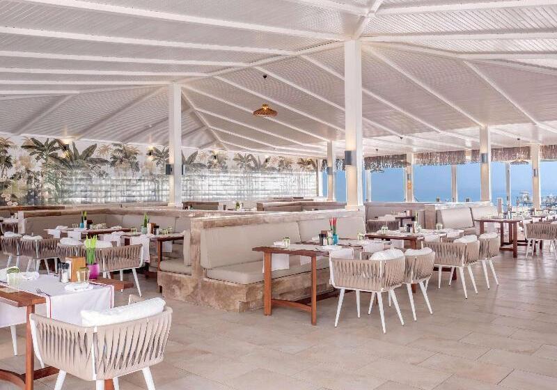 Отель Rixos Sungate, The Land of Legends Access