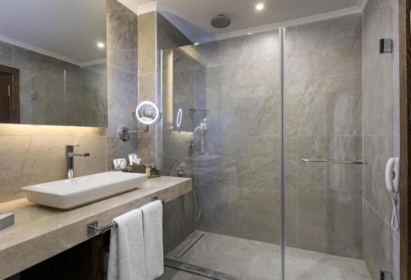 Отель Rixos Sungate, The Land of Legends Access