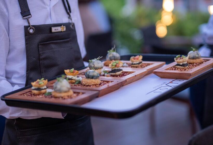 Отель Rixos Sungate, The Land of Legends Access