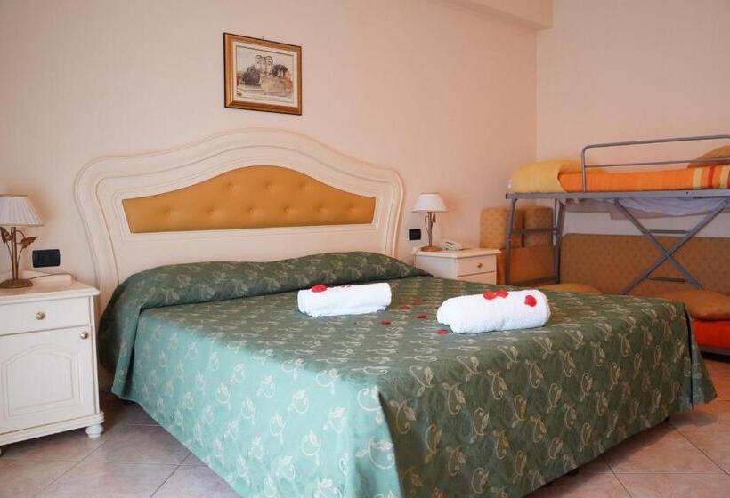 ホテル Roscianum Welness Spa