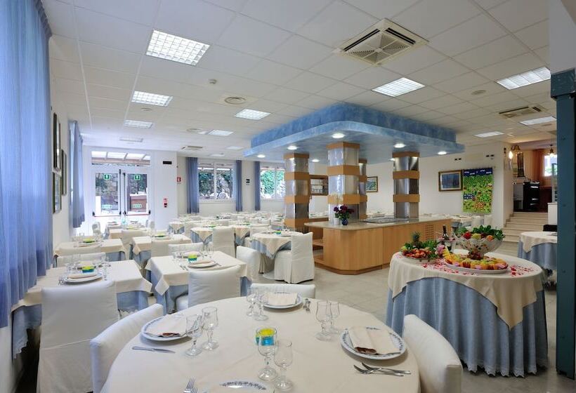 בית מלון כפרי Salus