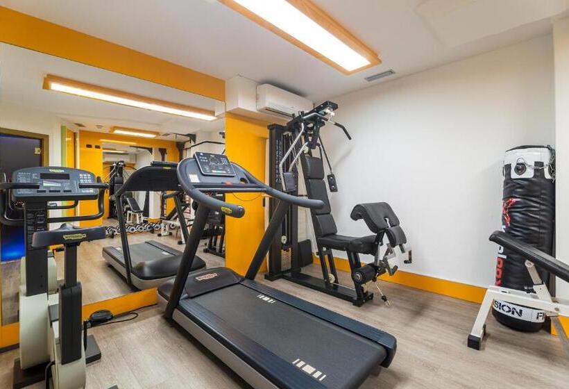 בית מלון כפרי Salvan