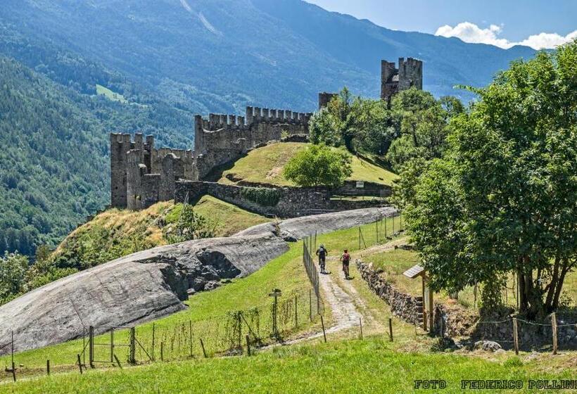 בית מלון כפרי Sassella