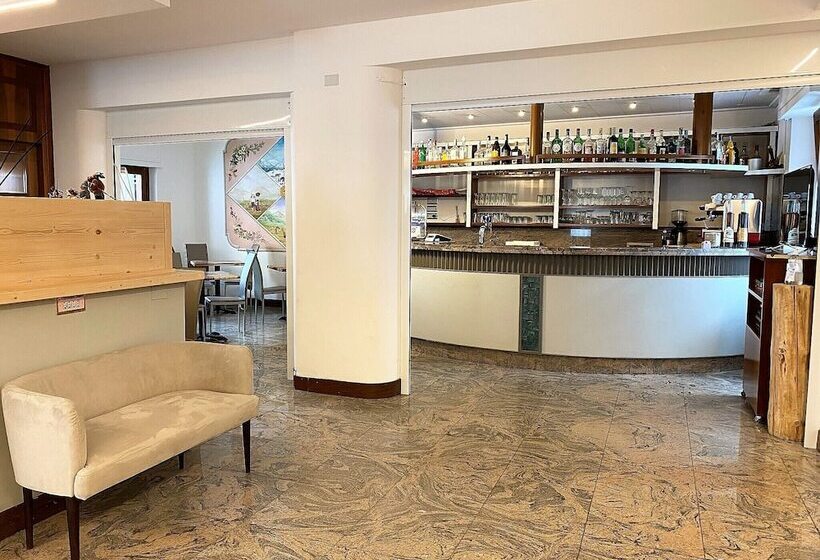 בית מלון כפרי Sciatori 3 Stelle Superior