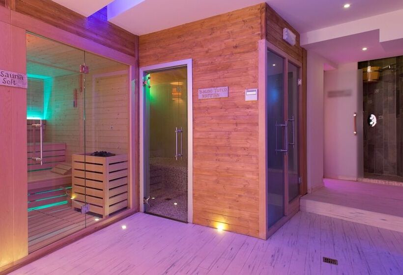 בית מלון כפרי Sciatori 3 Stelle Superior