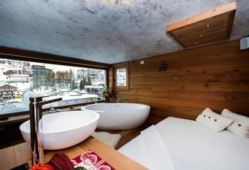 ホテル Sertorelli Sport