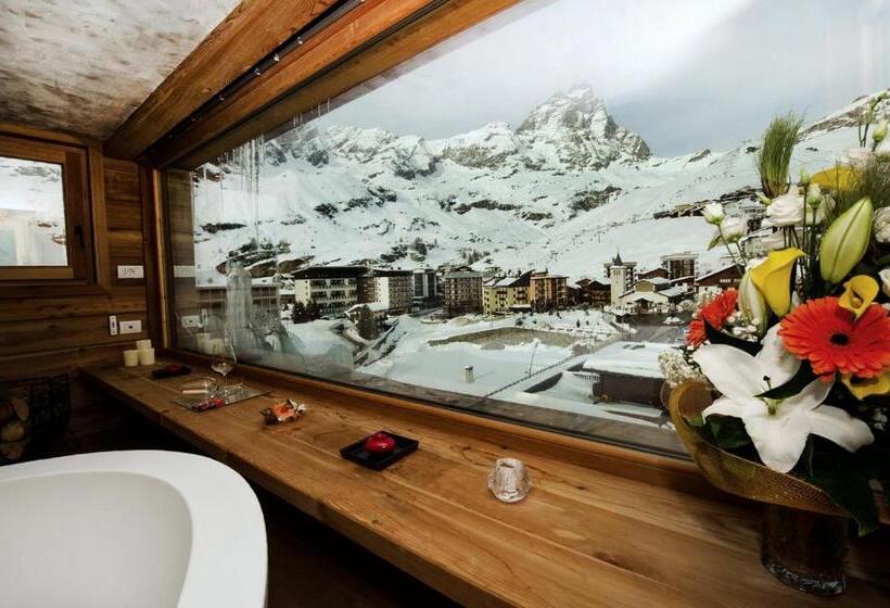 ホテル Sertorelli Sport