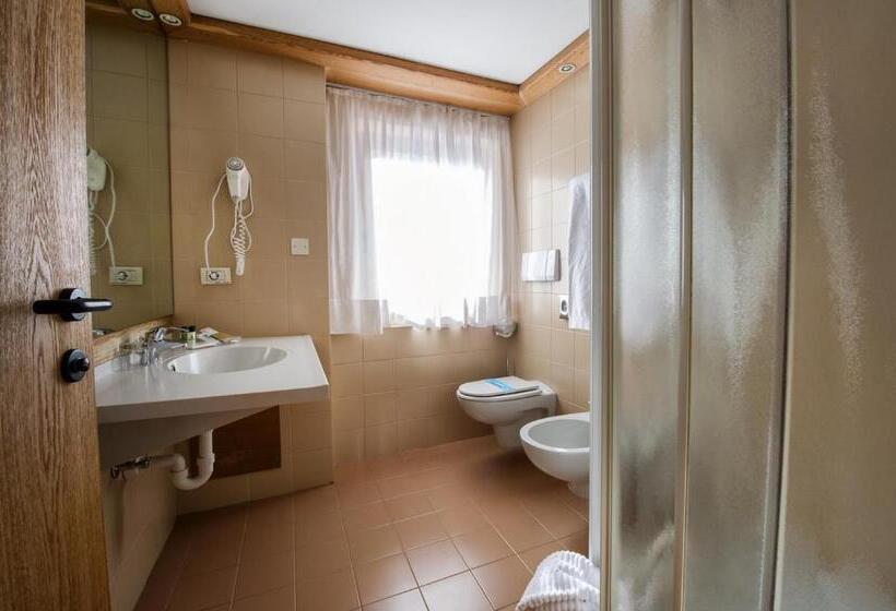 ホテル Sertorelli Sport