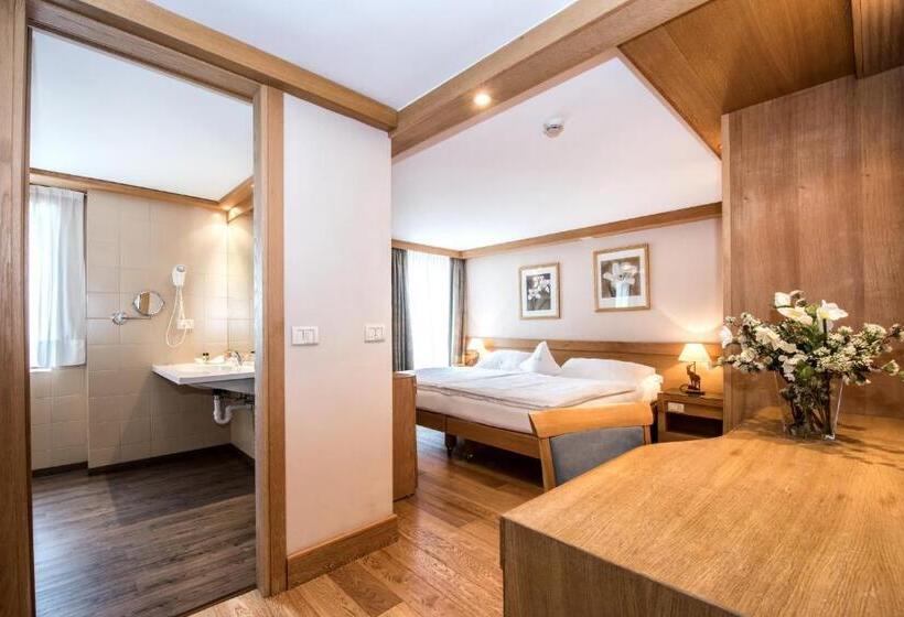 ホテル Sertorelli Sport