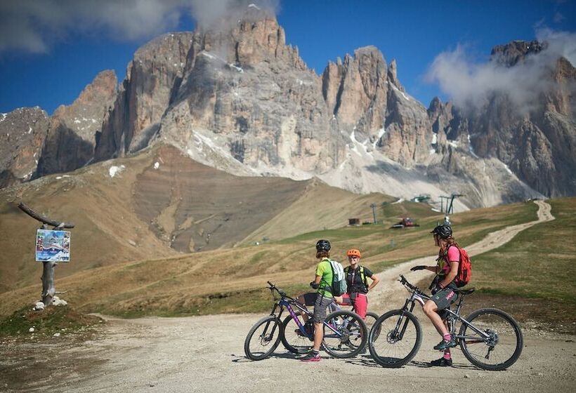 فندق Soreghes Gran Chalet