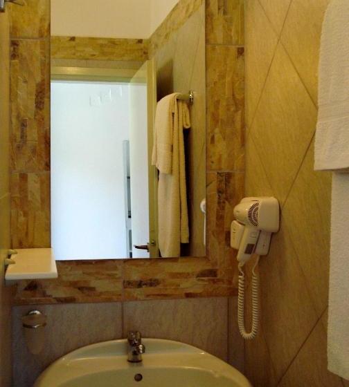 בית מלון כפרי Sunningdale