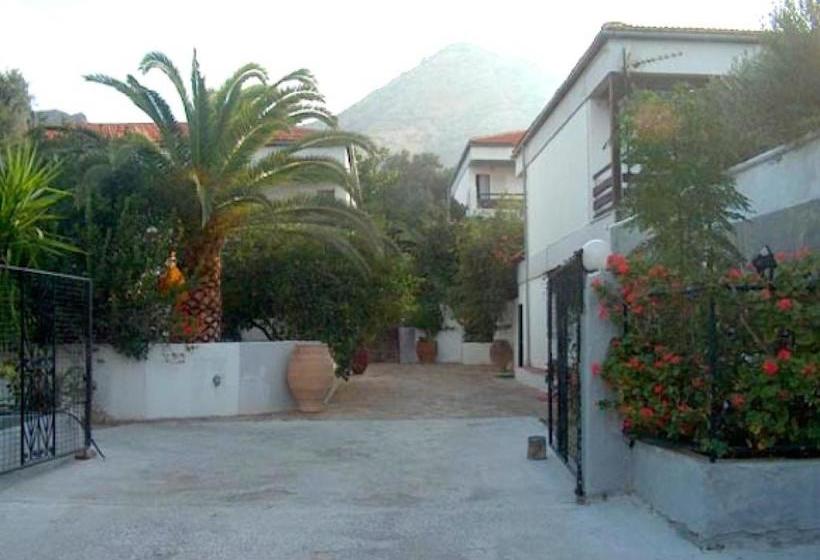 בית מלון כפרי Sunningdale