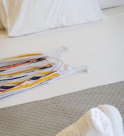 فندق Sunrise Suites & Apartments