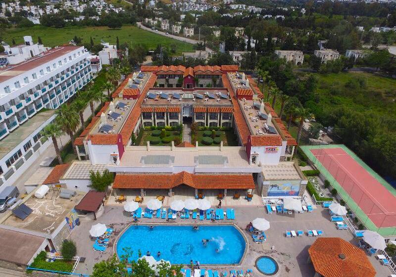 酒店 Tiana Beach Resort All Inclusive