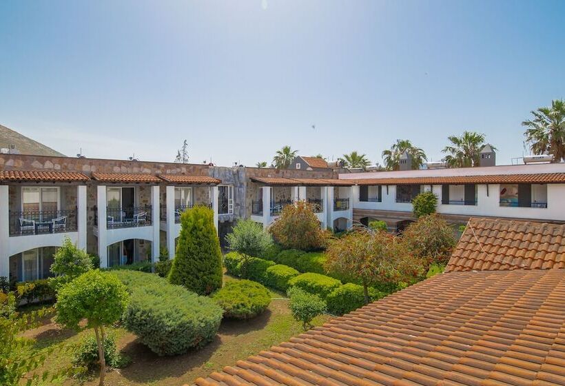 酒店 Tiana Beach Resort All Inclusive