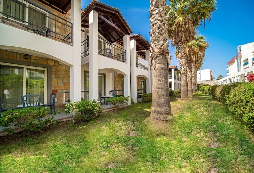 酒店 Tiana Beach Resort All Inclusive