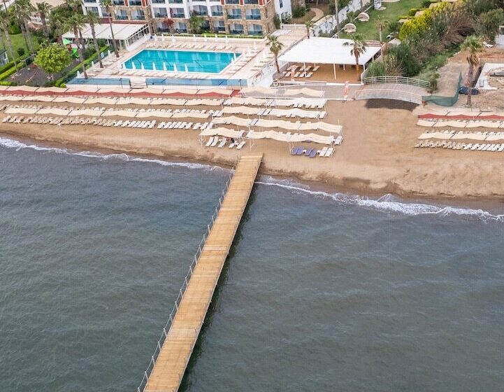 酒店 Tiana Beach Resort All Inclusive