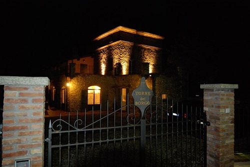ホテル Torre Del Borgo Residenza D'Epoca
