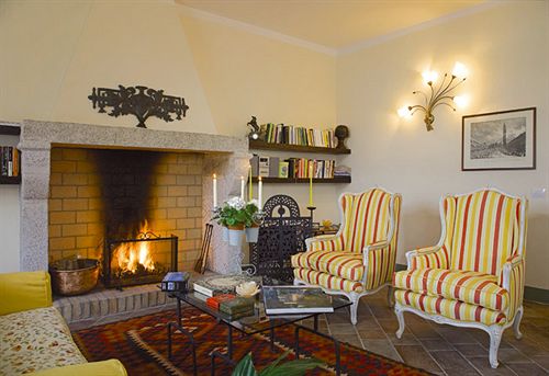 ホテル Torre Del Borgo Residenza D'Epoca