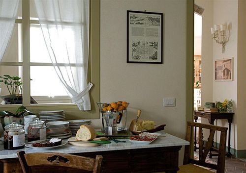 ホテル Torre Del Borgo Residenza D'Epoca