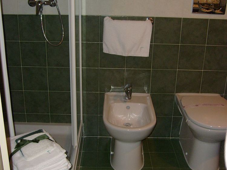 ホテル Torre Del Borgo Residenza D'Epoca