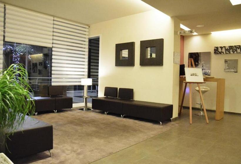 Отель Torre Del Sud