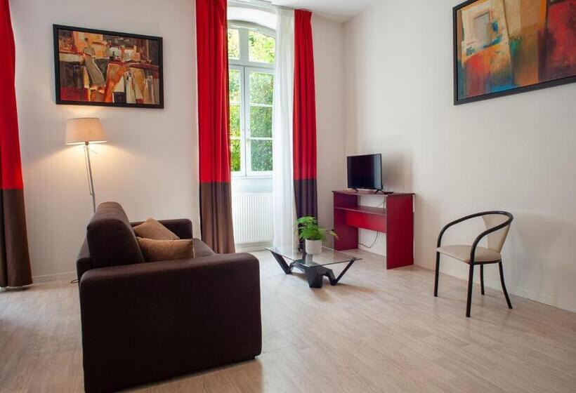 هتل Vacanceole  Le Duguesclin